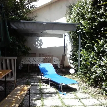 Lovely Garden In San Frediano